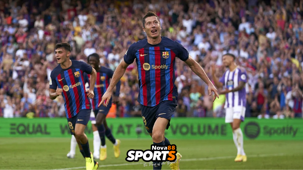 Lewandoski-destroyed-Real-Valladolid-with-double-scores
