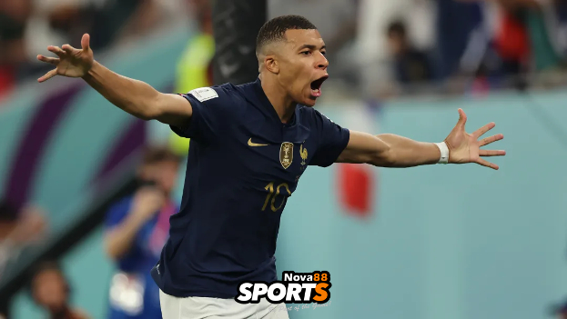 Mbappe-can't-stop-scoring-for-France