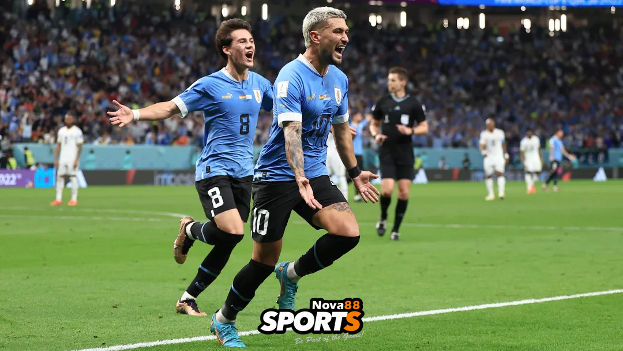 Uruguay-sent-off-from-group-stage