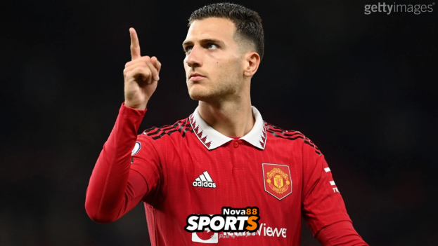 diogo-dalot-signs-new-five-year-contract-with-manchester-united