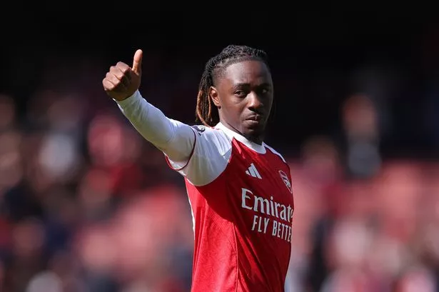 Arsenal smashed Tottenham 4-1