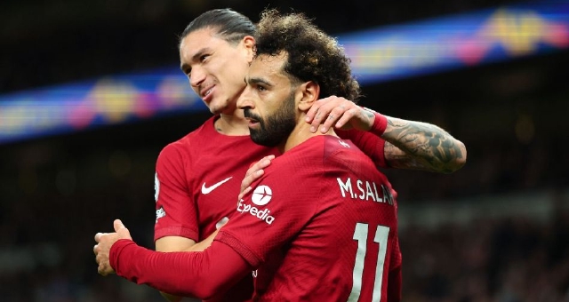 Dominik Szoboszlai taking a free-kick for Liverpool against Marseille.